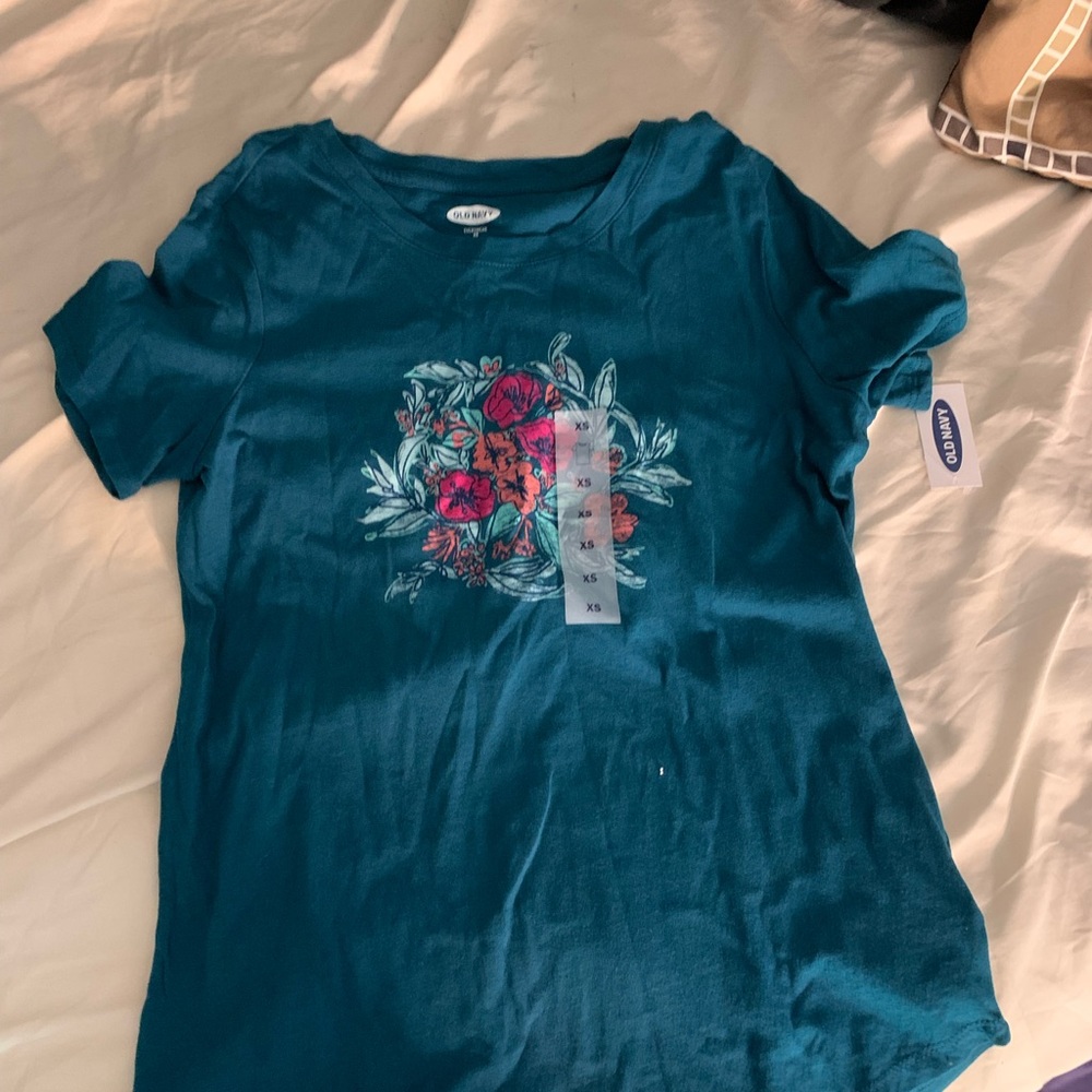 casual shirt. xs. cloth material.